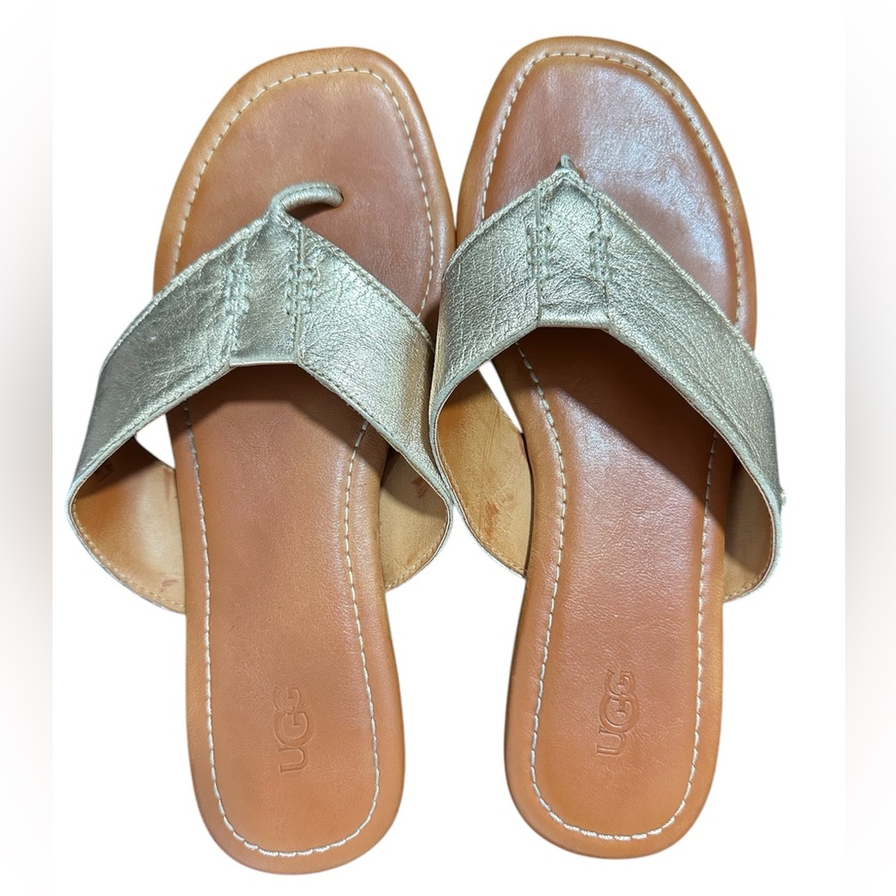 UGG EUC Gold Carey Flip Flop